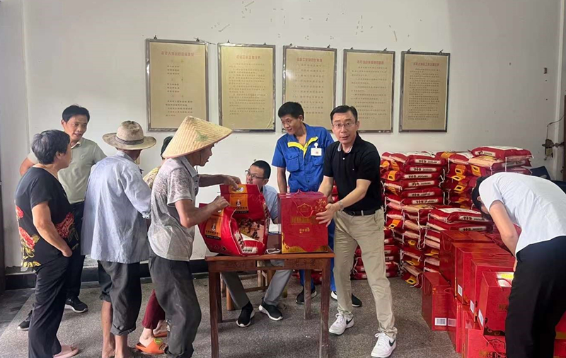 情暖中秋 与爱同行——宝湾上海大区开展中秋敬老爱老慰问活动